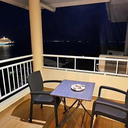 Charlotte Villa-3